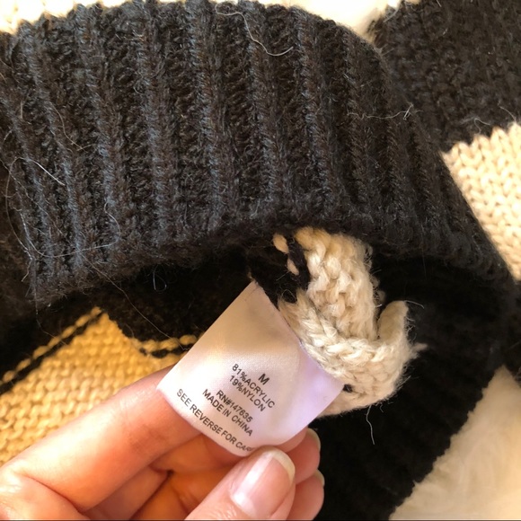 Cute sweater - Picture 6 of 6